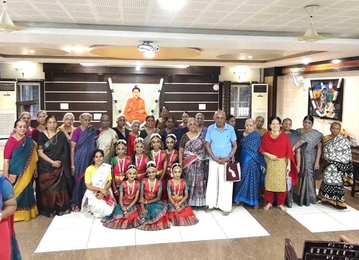 Performance at Ananya's Nana Nani Homes – Bharatanatyam performance, Coimbatore